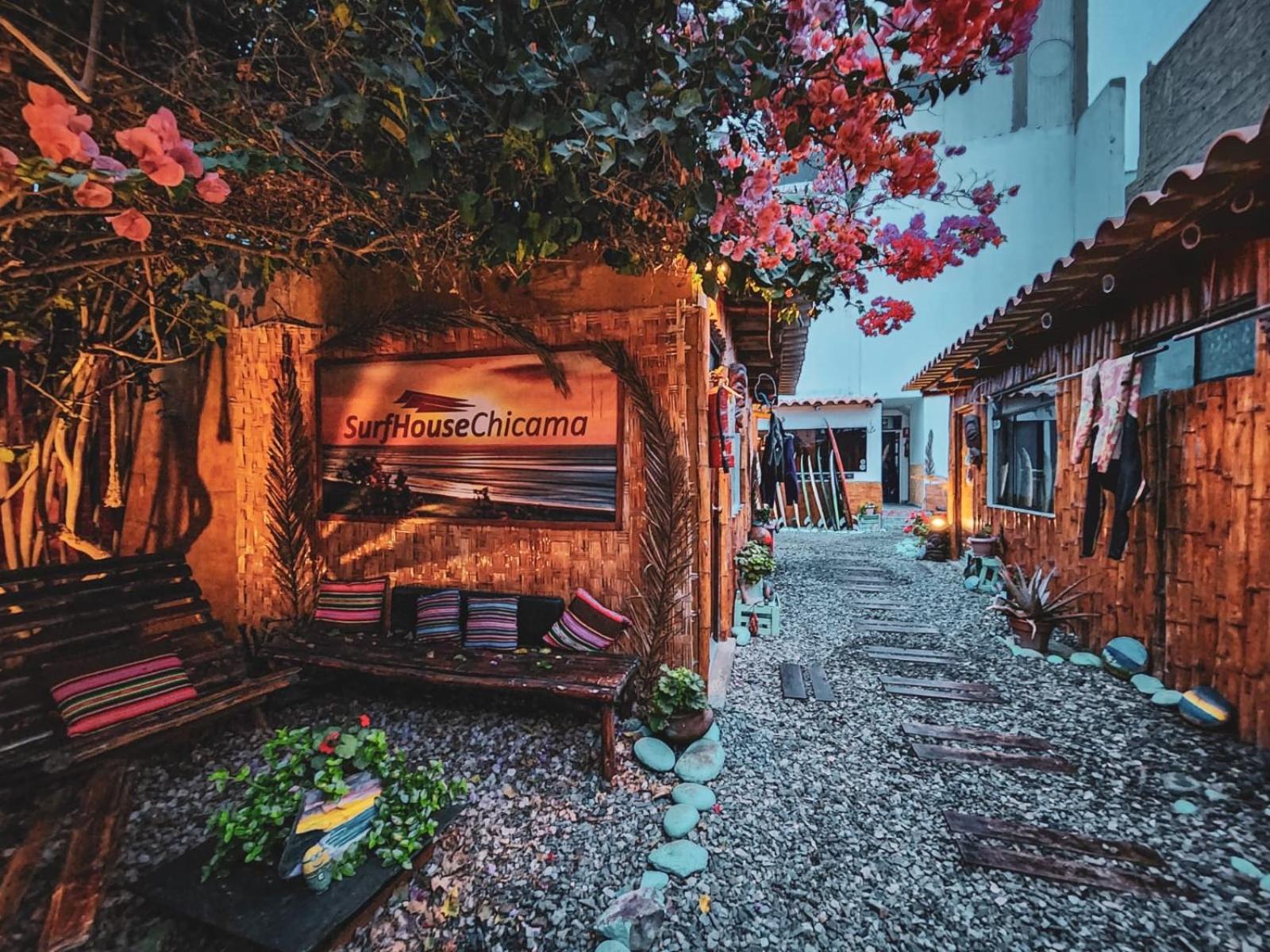 מלון פוארטו צ'יקמה Surf House Chicama מראה חיצוני תמונה